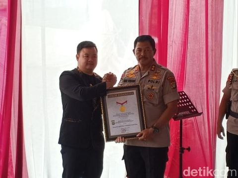 Antisipasi Banjir, Kapolda Metro Tanam Seribu Pohon di Jakut