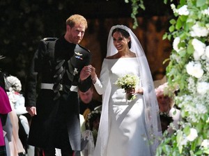 Mayoritas Rakyat Inggris Ingin Gelar Pangeran Harry & Meghan Markle Dicopot