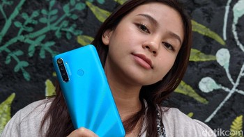 Untuk harga belum diungkap, Realme akan membeberkannya saat acara peluncuran yang rencananya akan digelar 15 Januari mendatang. Foto: Adi Fida Rahman/detikINET