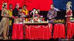 Momen Megawati Diapit Jokowi dan Maruf Buka Rakernas PDIP
