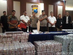 MA Juga Bebaskan Motivator MeMiles Fatah Suhanda dan Martini Luisa