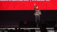 Dalam sambutannya, Jokowi mengucapkan dirgahayu ke-47 kepada PDIP dihapadan ratusan kader dari seluruh Indonesia. 
