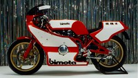 Dikutip MCN, dikatakan juru bicara Bimota, produsen asal Italia ini akan memperkenalkan retro motor sport yang disapa KB4 pada musim panas 2020. Model terbaru Bimota ini bakal menjadi perjalanan baru, mengingat saat ini Kawasaki sudah memiliki saham Bimota sebesar 49,9 persen. Foto: Pool (MCN)