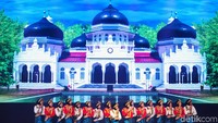 Tari Saman asal Aceh pun turut memeriahkan acara tersebut.