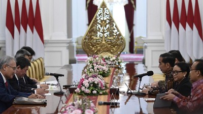 Jokowi Bahas Soal Investasi di Natuna dengan Menlu Jepang
