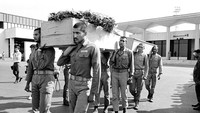 Pesawat Airbus A300B2 itu diketahui mengangkut 290 penumpang yang terdiri dari 274 penumpang dan 16 awak kabin pesawat. Pada tanggal 3 Juli 1988, pesawat itu meninggalkan kota Bandar Abbas pukul 10.17 waktu setempat. AP Photo, File.