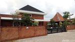 Mewahnya Rumah Komisioner KPU Wahyu Setiawan di Banjarnegara