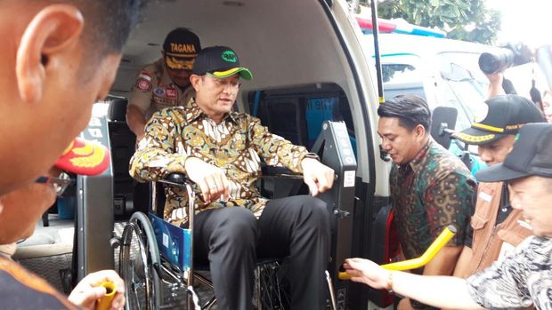 Tetap Siaga, Mensos Buka Posko Induk Penanggulangan Bencana di Jakarta