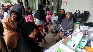 Warga Pondok Gede Permai Mulai Terjangkit Penyakit Pascabanjir