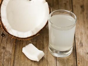 Top 5 Takjil Sehat Rekomendasi Dokter buat Buka Puasa Tanpa Rasa Bersalah