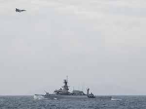54 Personel KRI Teluk Jakarta yang Karam Selamat, Sudah Dievakuasi ke Surabaya