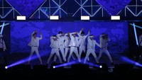 Di akhir konser, Super Junior berjanji untuk kembali datang ke Indonesia. Mereka pun menjanjikan album baru untuk para penggemar. (Hanif/detikcom)