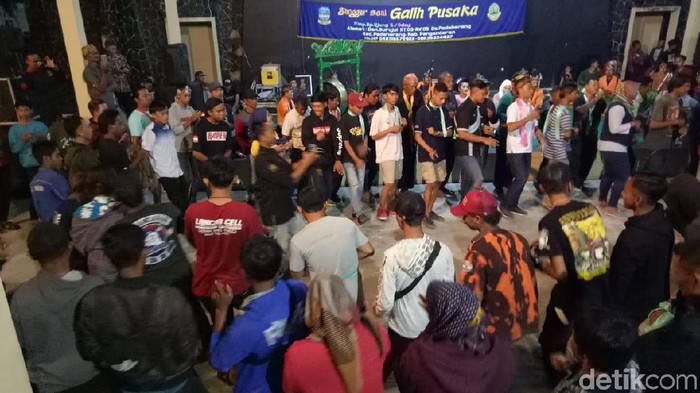 Seni ronggeng gunung pangandaran