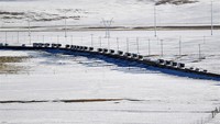 Daerah Otonomi Tibet di Cina Barat Daya melaporkan telah membangun atau memperbaiki total 43.400 km jalan pedesaan selama lima tahun terakhir. Foto: Dok. Xinhua/Sun Fei