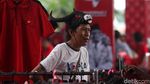 Pedagang Pernak-pernik Ramaikan Rakernas PDIP