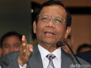Mahfud Akan Panggil Jaksa Agung-Komnas HAM soal Peristiwa Semanggi I-II