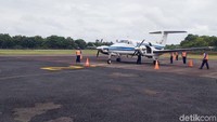 Menteri Perhubungan Budi Karya Sumadi menyebut perluasan bandara ditargetkan selesai pada 2022 dengan landasan pacu 1600 meter.