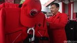 Pedagang Pernak-pernik Ramaikan Rakernas PDIP