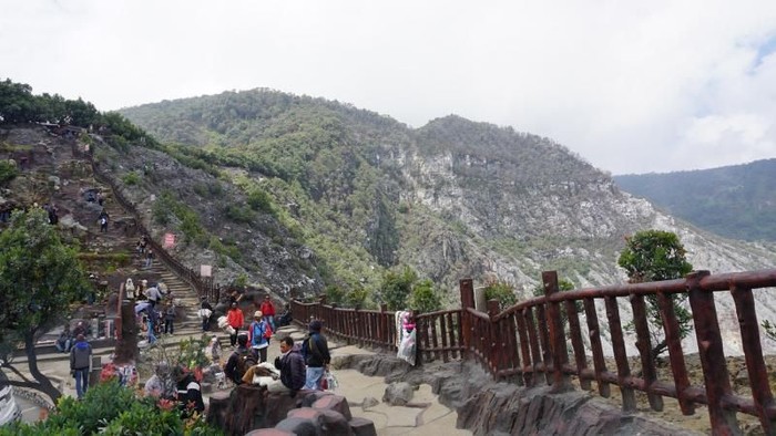 Tangkuban Perahu