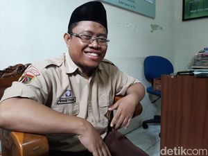 Heboh Siswi Dikeluarkan Gegara Kirim Ucapan Ultah di Solo