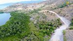 Meliuk di Antara Bukit, Ini Jalan Penopang Kawasan Labuan Bajo