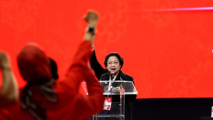Megawati Tutup Rakernas