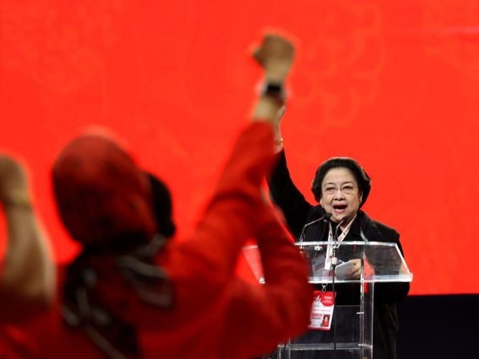 Megawati Tutup Rakernas