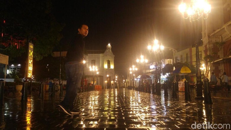 Kota Lama Semarang yang bikin serasa di Eropa. (Foto: Angling Adhitya Purbaya/detikcom) Kota Lama Semarang yang bikin serasa di Eropa. (Foto: Angling Adhitya Purbaya/detikcom)