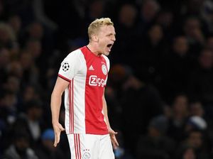 Van de Beek Pas Banget Gabung MU