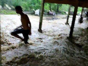 Banjir Kepung Barru Sulsel, Ratusan Warga Terisolasi