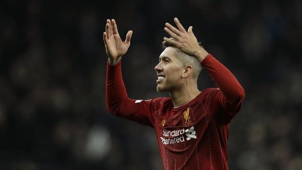 Roberto Firmino mencetak gol kemenangan Liverpool atas Tottenham.