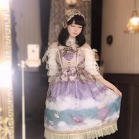 Di usia 34 tahun Takuma mulai memilih untuk berdandan seperti seorang wanita muda. Sekarang, Takuma sudah berusia 43 tahun namun tetap masih terlihat layaknya seorang wanita. Foto: Twitter/@tani_takuma