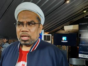 Jokowi Tak Kunjungi Kediri Gegara Mitos? Ngabalin Bicara Kultur