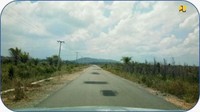 Ruas jalan lingkar merupakan rencana pengembangan ruas jalan nasional sepanjang 58,25 Km dari total rencana jalan lingkar, dan sisanya sepanjang 112,09 Km merupakan Jalan Kabupaten dan Provinsi dengan kondisi jalan yang masih sebagian perkerasan tanah sepanjang 60,91 km.  Pool/Kementerian PUPR.