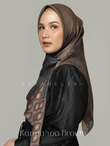 12 Rekomendasi Online Shop Belanja Hijab Voal yang Hits