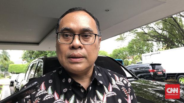 Hikmahanto Juwana dikenal sebagai guru besar dan pengamat hukum internasional sebelum dipercaya menjabat sebagai Rektor Unjani 