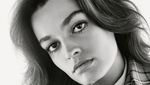 Emma Mackey, Bintang Sex Education yang Disebut Mirip Margot Robbie