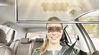 Bosch menggantikan penggunaan visor yang ada seperti saat ini dengan sebuah layar LCD transparan. Foto: Dok. Bosch