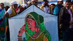 Foto: Kemeriahan Festival Layang-layang Raksasa Negeri Gangga