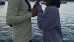 Resmi Menikah, Ini Momen Kulineran Seru Marcell Darwin dan Sang Istri