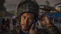Hujan abu yang muncul yang akibat meningkatnya aktivitas Gunung Api Taal tersebut turut mengganggu aktivitas penerbangan di bandara. Sejumlah warga yang tinggal di dekat gunung itu pun dievakuasi ke tempat yang lebih aman. Meski begitu, masih ada sejumlah warga yang masih bertahan di rumah untuk mempertimbangkan melarikan diri atau tidak.