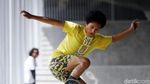 Asyiknya Bermain Skateboard di Skatepark Pasar Rebo