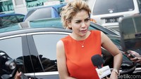 Nikita Mirzani saat ditemui di studio Trans TV, Kapten Tendean, Jakarta Selatan pada Senin (13/1). Pool/Palevi S/detikFoto.