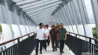 Indahnya JPO Sky Bridge Semarang yang Baru Diresmikan