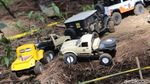 Mobil Remote Control Membelah Hutan Lembang