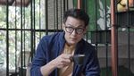 Resmi Menikah, Ini Momen Kulineran Seru Marcell Darwin dan Sang Istri