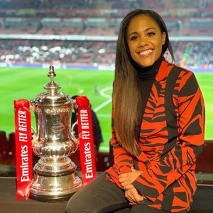 Kapten Wanita Arsenal Ungkap Digaji Rp 1 Juta & Pakai Baju Bekas Tim Pria Kapten Wanita Arsenal Ungkap Digaji Rp 1 Juta & Pakai Baju Bekas Tim Pria
