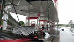 Badai Rusak  Rest Area Km 166 di Tol Cipali