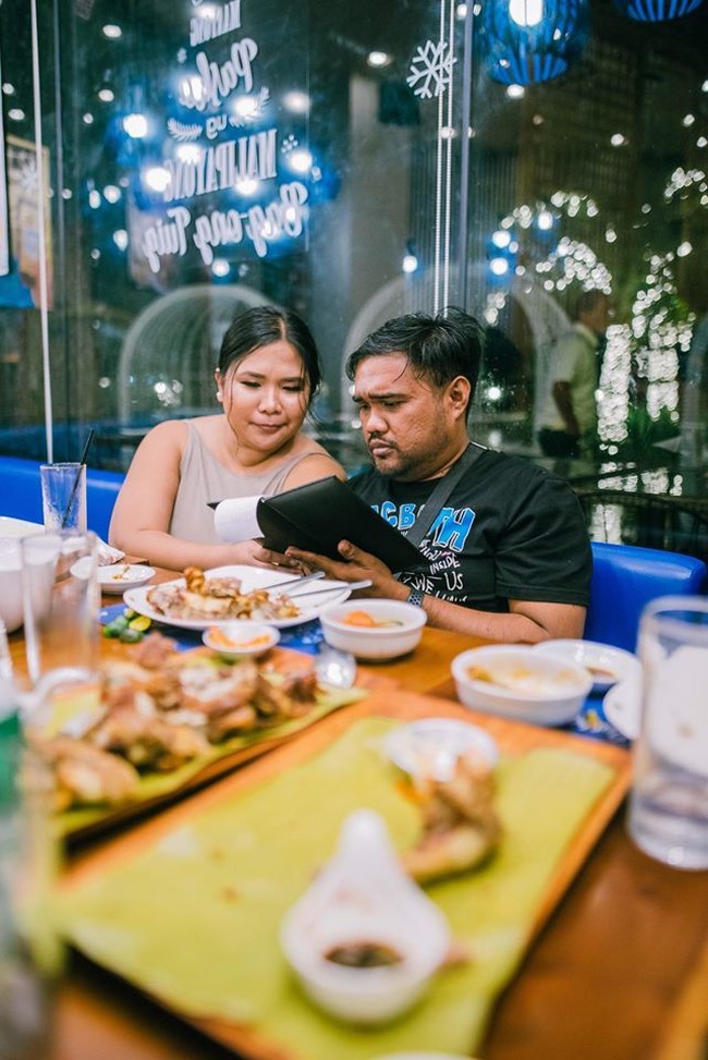 Pasangan dalam pemotretan yang menggemaskan ini adalah Angelie Jean dan Paul Ernest. Foto-foto prewedding ini pertama kali dibagikan oleh fotografer Gail Geriane. Foto: Facebook Gail Geriane Photography