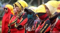 Sunar mengatakan pihaknya juga akan melakukan audiensi dengan Balegnas DPR. Ada beberapa hal yang ingin ditanyakan terkait pasal-pasal di omnibus law.
